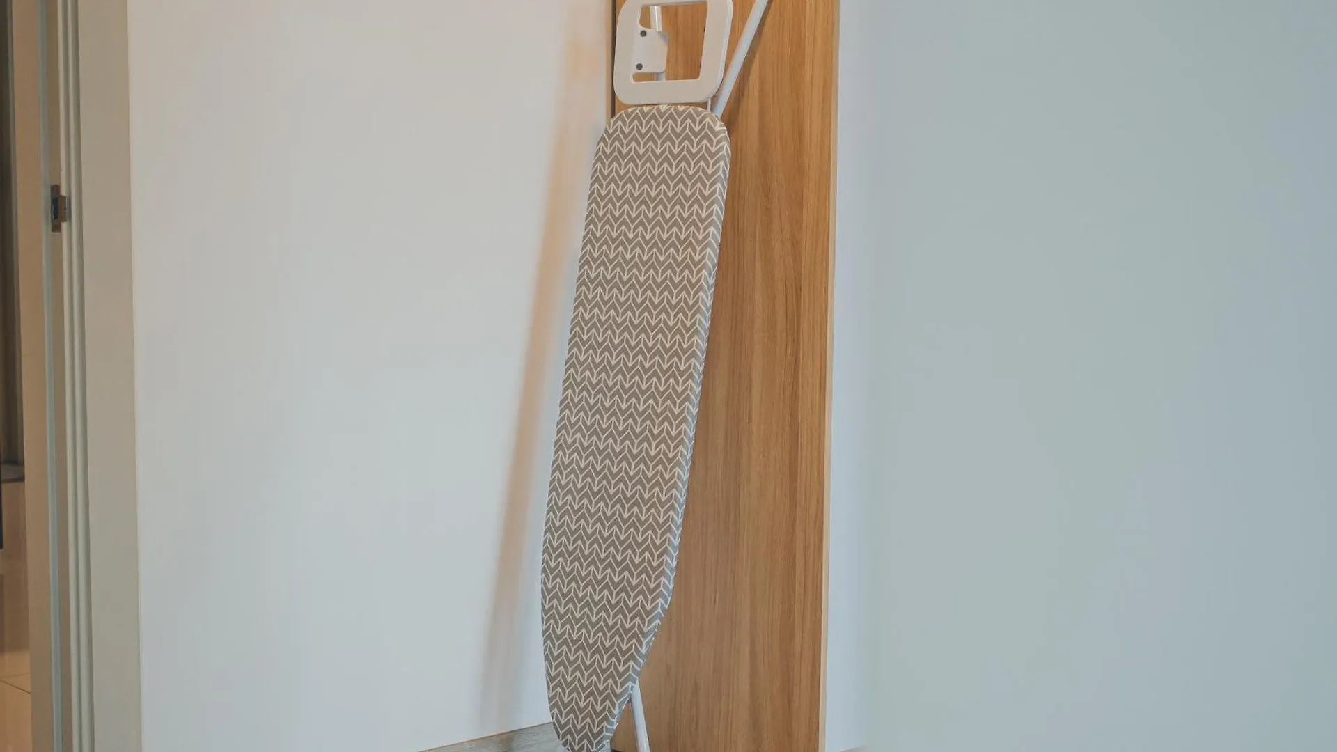 Διαμέρισμα Mosaic Lush Grey Nest 3Br 8Pax W Bathtub Near Midvalley Τζόχορ Μπάχρου