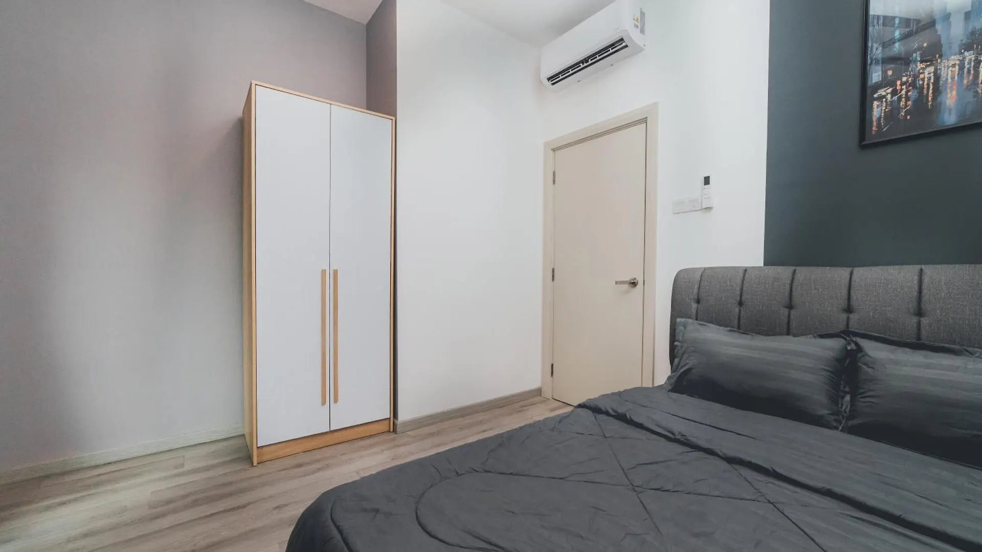 Mosaic Lush Grey Nest 3Br 8Pax W Bathtub Near Midvalley Τζόχορ Μπάχρου 0*,