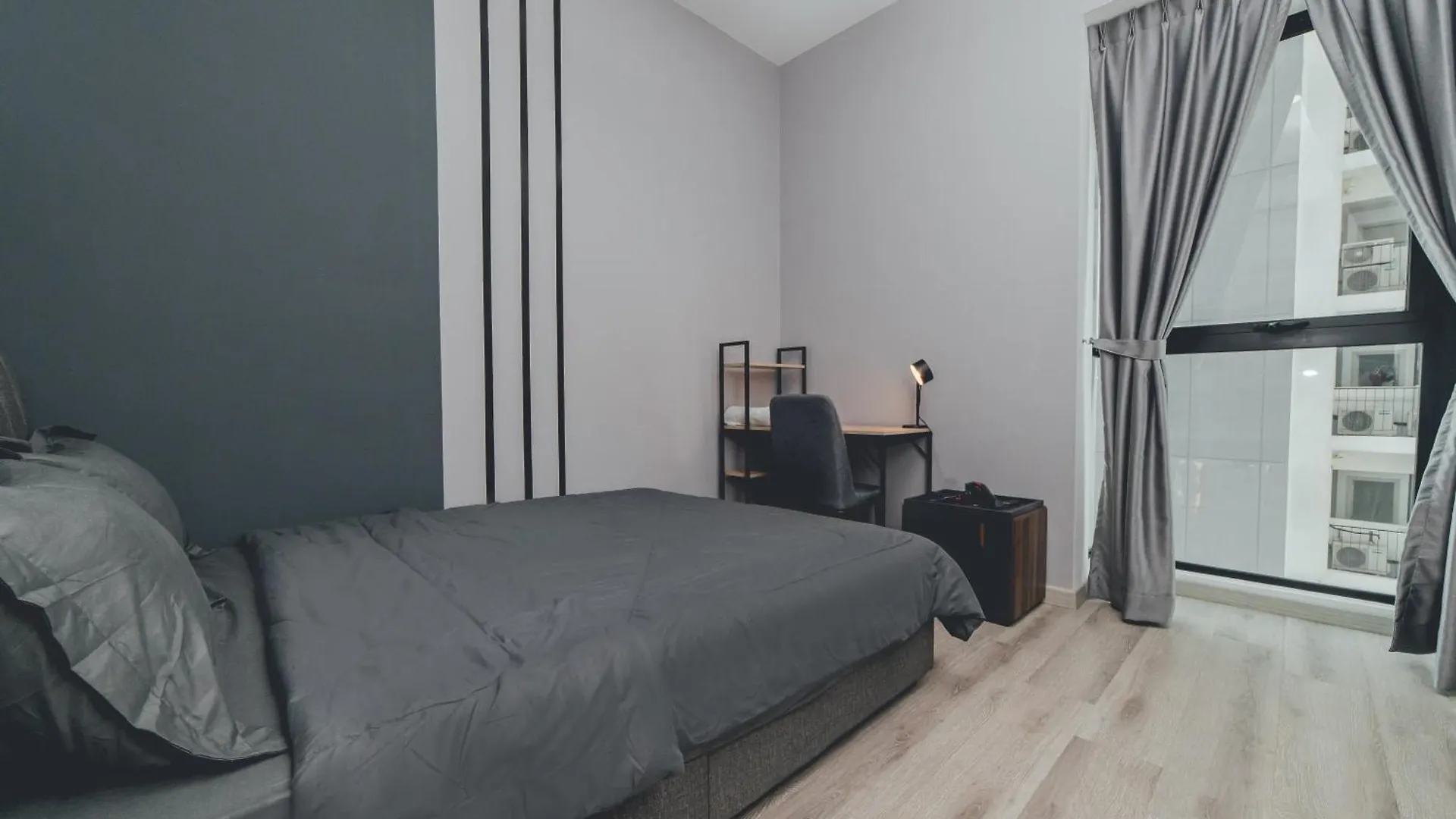 Lejlighed Mosaic Lush Grey Nest 3Br 8Pax W Bathtub Near Midvalley Johor Bahru