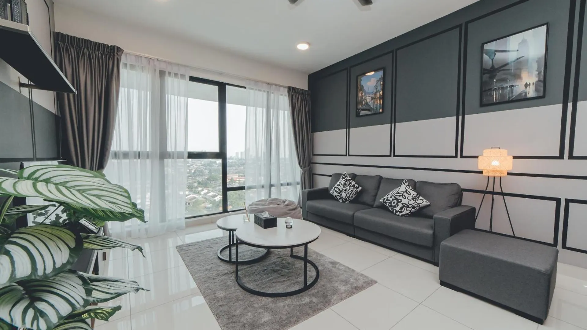 Mosaic Lush Grey Nest 3Br 8Pax W Bathtub Near Midvalley Johor Bahru