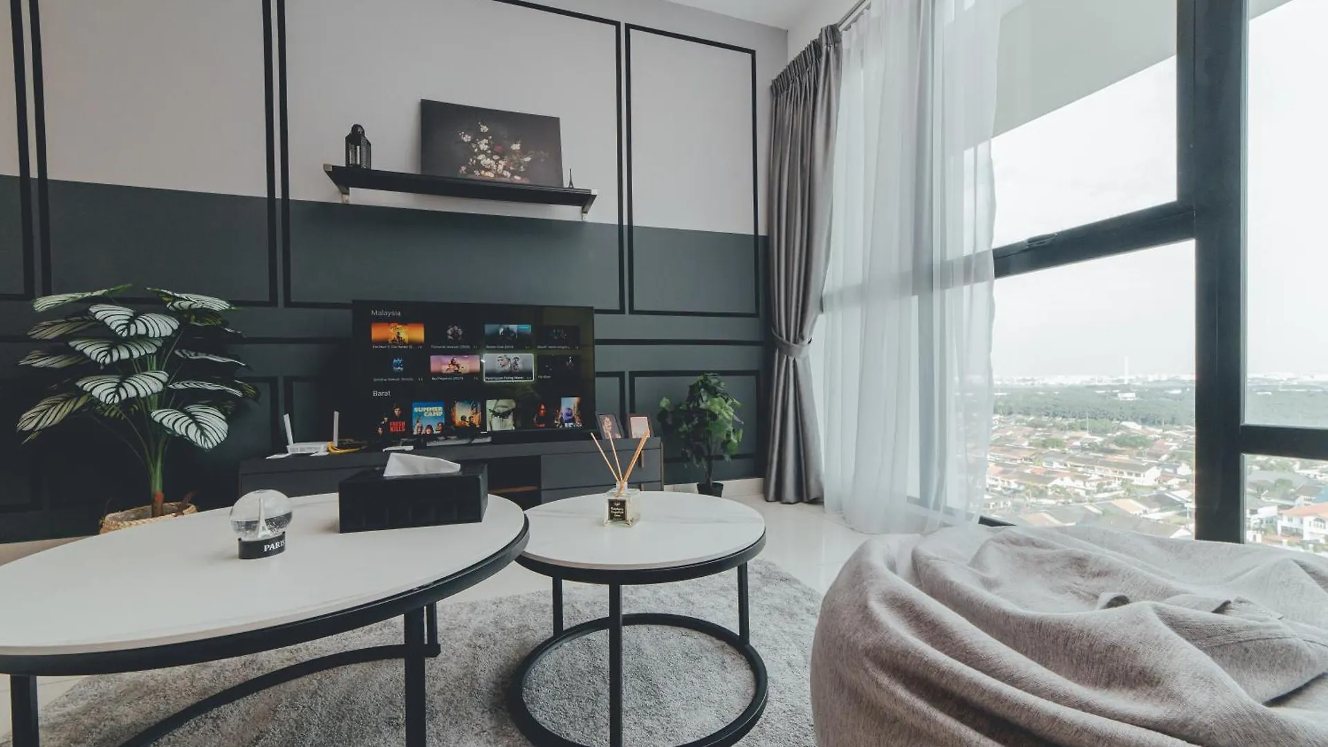 Mosaic Lush Grey Nest 3Br 8Pax W Bathtub Near Midvalley Johor Bahru 0*,